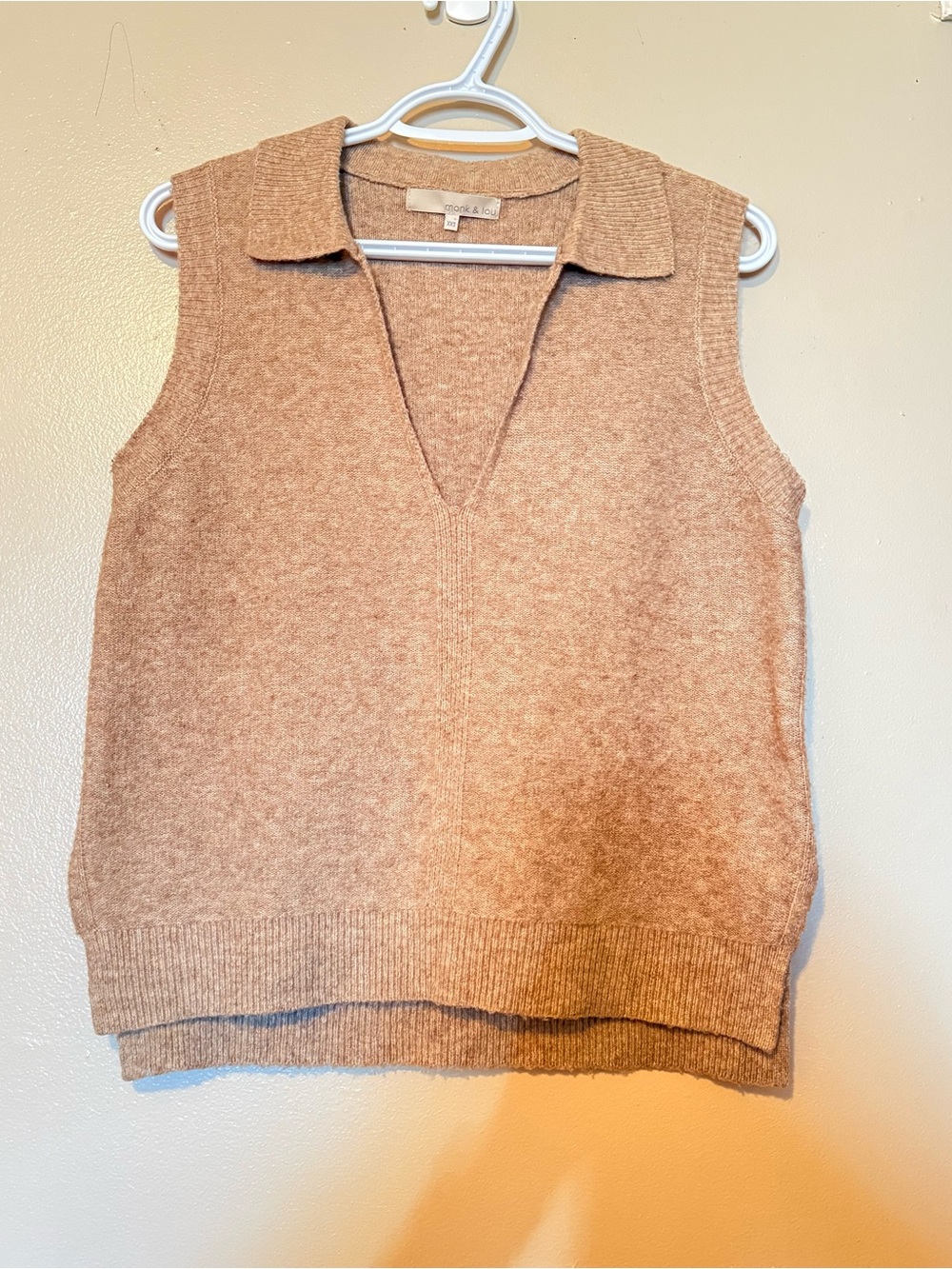 Monk & Lou Sleeveless V-Neck Polo Sweater - Vest Camel Brown